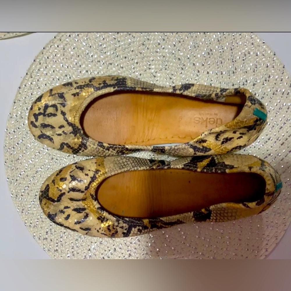 Tieks Sand Snake Size 9. Used But In Very Good Co… - image 1